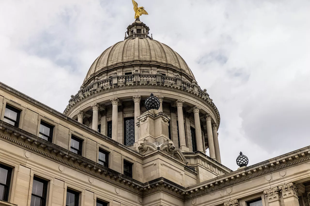 Mississippi Legislature bigger than most even as population lags