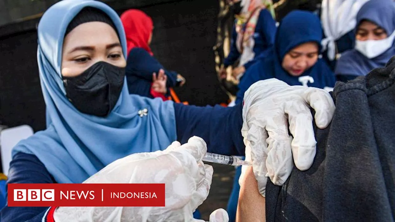 Petugas Kesehatan Mendorong Masyarakat Melengkapi Dosis Vaksin COVID-19