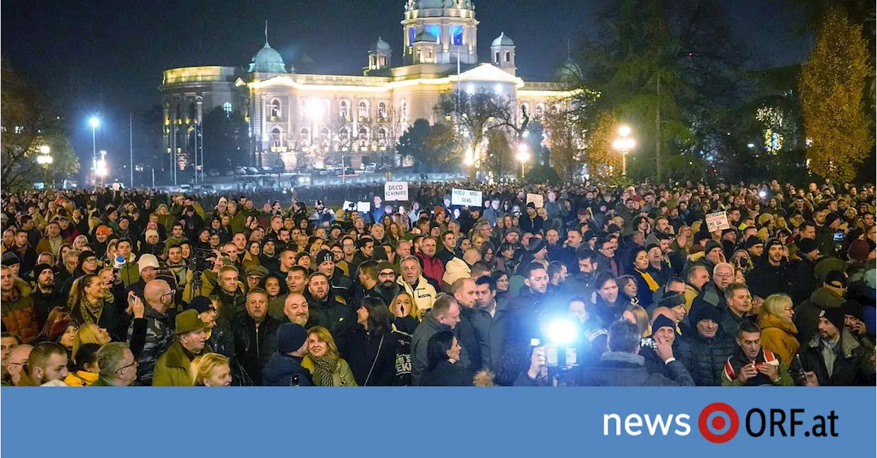 Zweifel an Wahlergebnis: Serbiens Opposition auf den Barrikaden