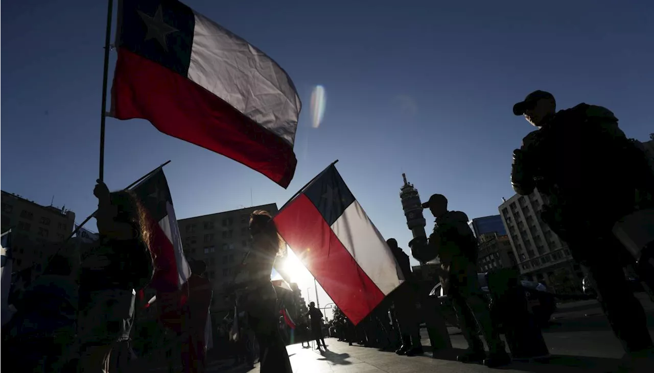 Chile rechaza propuesta conservadora y mantiene la Constitución vigente