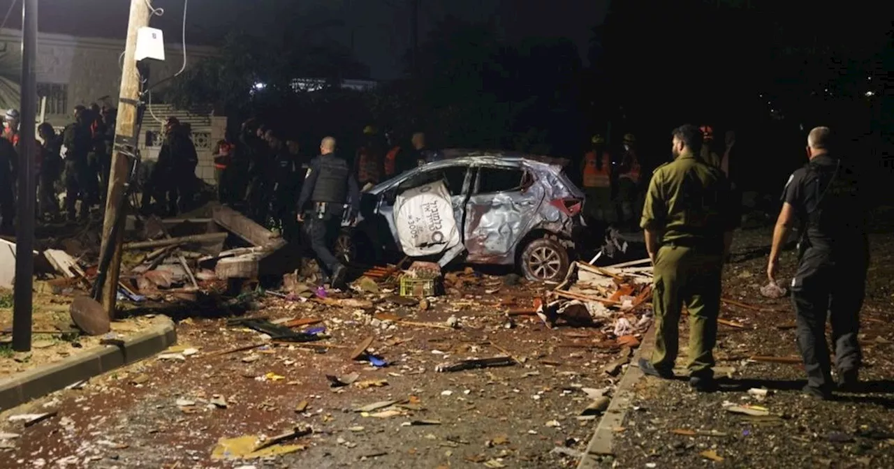 بعد 75 يوما من الحرب.. ما دلالات استمرار إطلاق الصواريخ من غزة على 'تل أبيب'؟