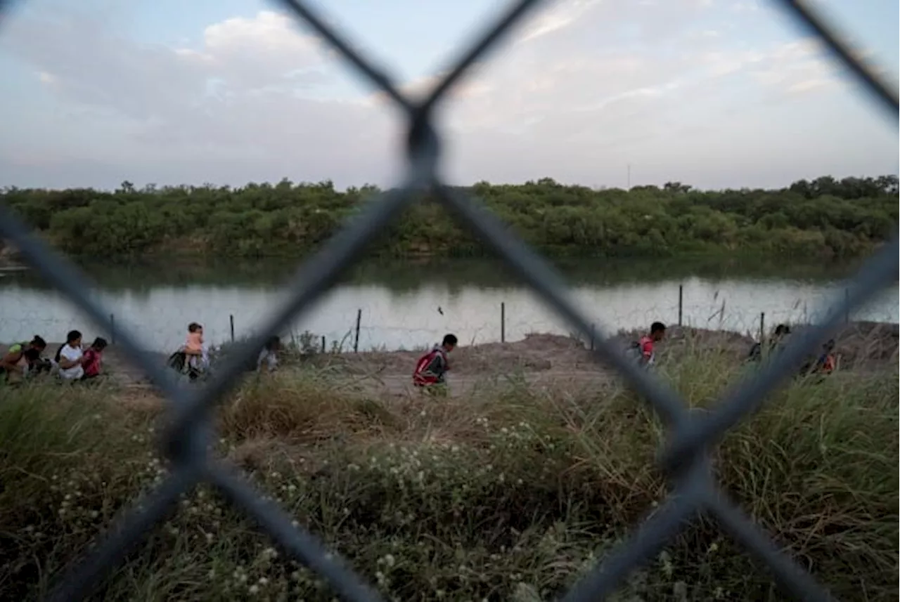 Groups file lawsuit to stop new Texas law on illegal border crossings