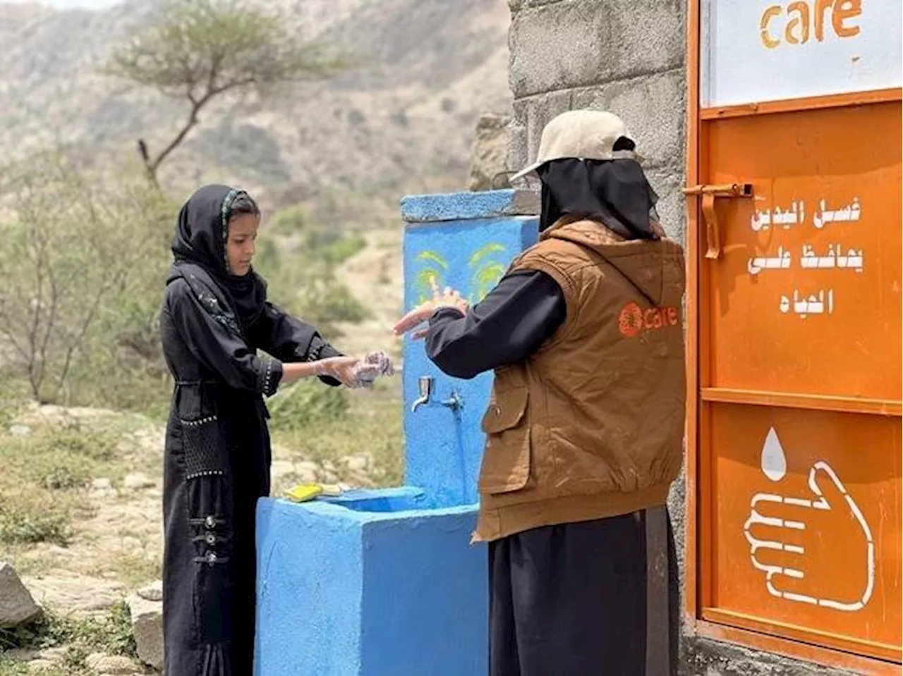 اتهامات للحوثيين بنهب مساعدات إنسانية في إب