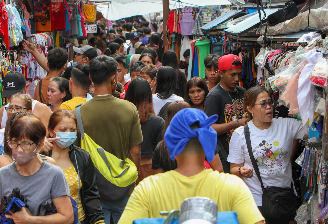 92% of Filipinos Face 2024 with Hope Despite Challenges, Survey Shows