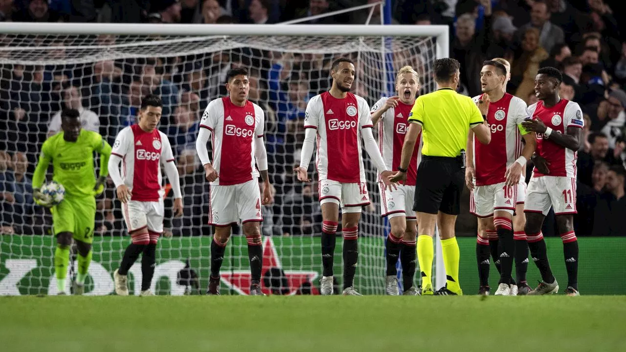 De val van het grote Ajax begon op 5 november 2019 om 22.27 uur