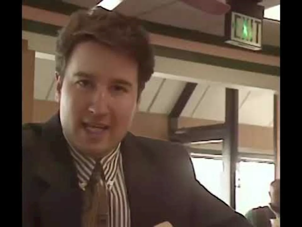 Kreditkort kan nu användas på Burger King! Klipp från förr.