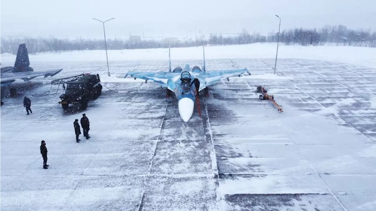 Ледяной прием: Севморпуть прикрыл смешанный авиакорпус