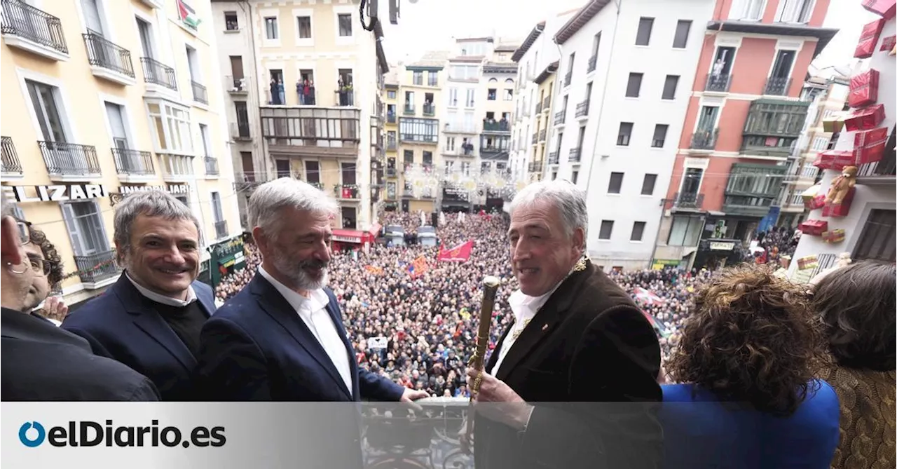 EH Bildu recupera la alcaldía de Pamplona con el respaldo de los socialistas y más apoyos que los tres últimos alcaldes de UPN