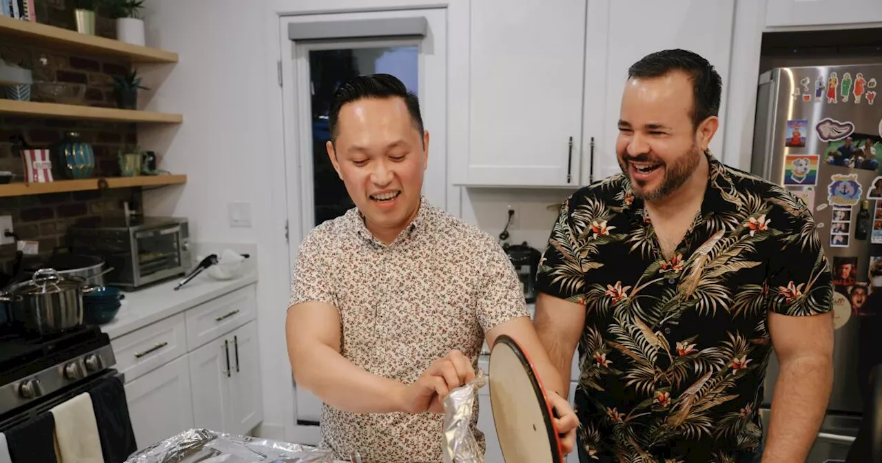 Elderly Cuban Immigrant Discovers Karaoke at Filipino-American Celebration