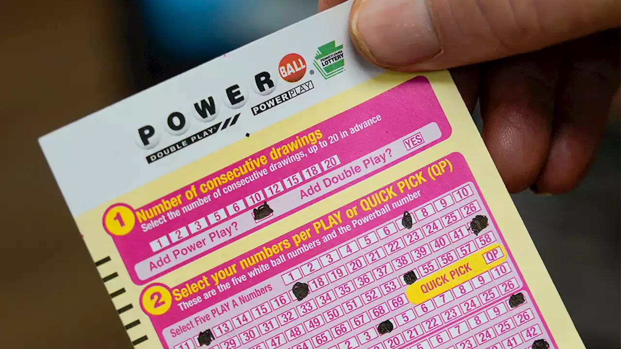 Powerball lottery jackpot at $653M for winning numbers drawing Wednesday