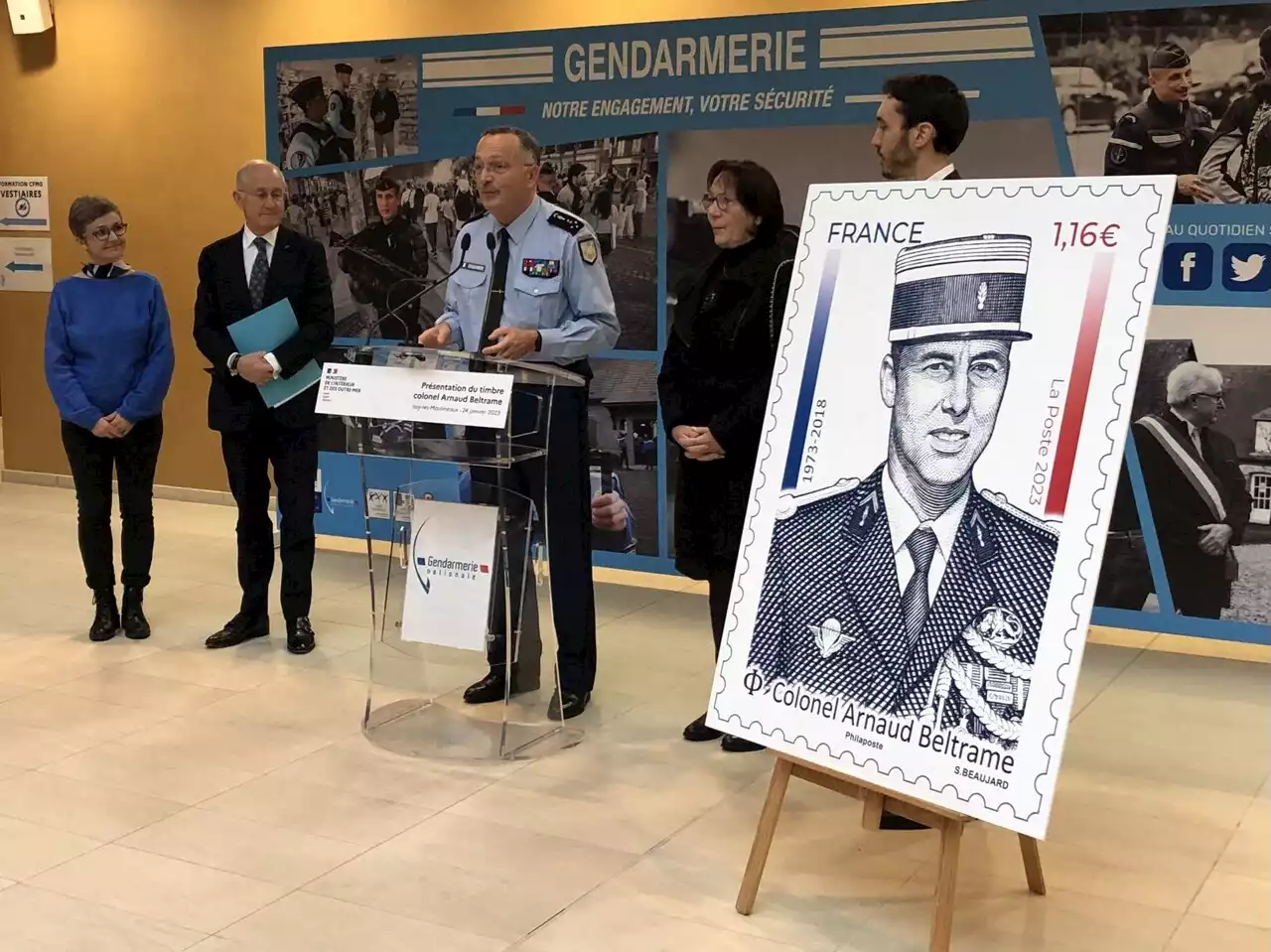 Seine-et-Marne : un timbre dédié à Arnaud Beltrame vendu en avant-première