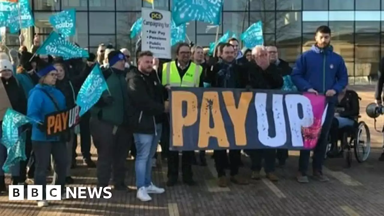 Northamptonshire: Teachers' strike not just about pay - union