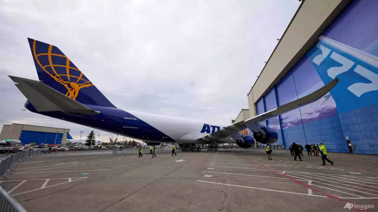 Boeing delivers last 747, saying goodbye to 'Queen of the Skies'
