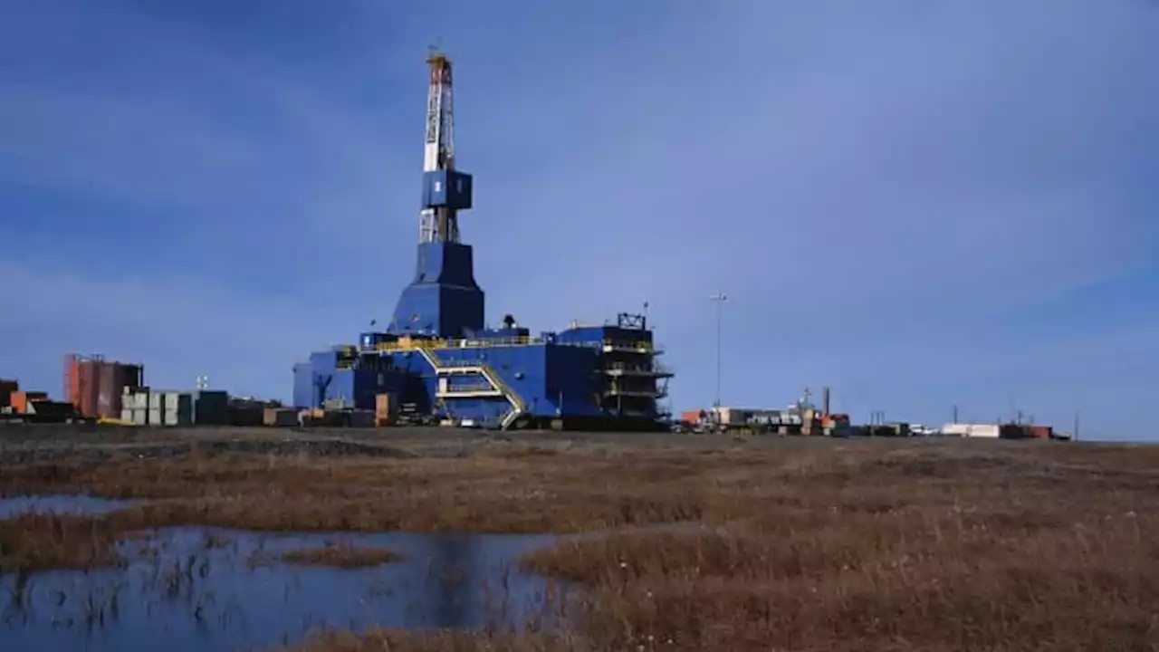 Biden administration moves toward approval for major Alaska oil drilling project