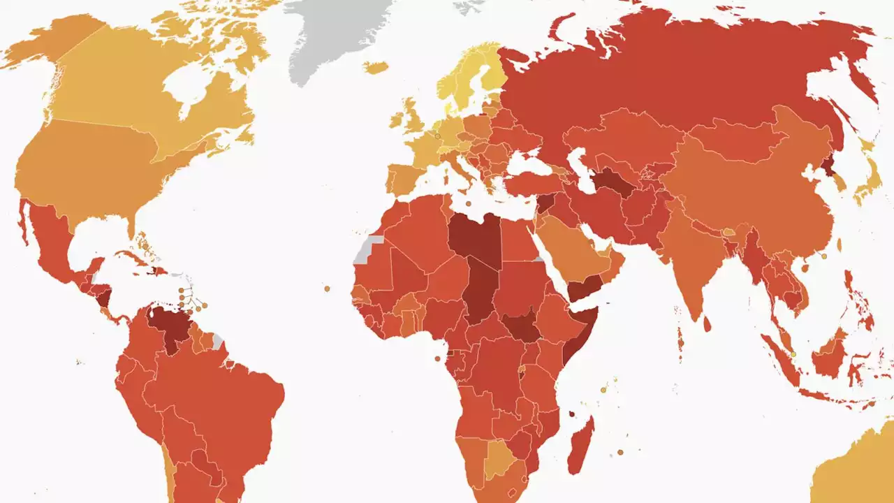 México está entre los 50 países más corruptos del mundo, dice estudio de Transparencia Internacional