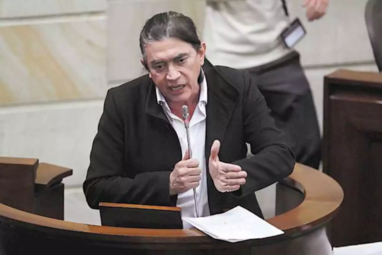 Gustavo Bolívar comparece ante el Congreso para sustentar denuncias de acoso sexual