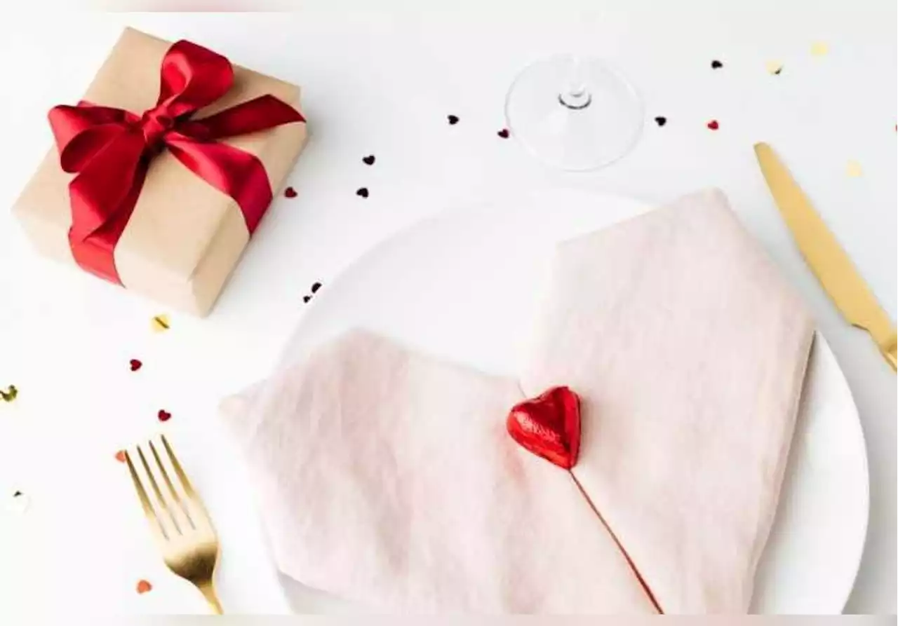 Table de Saint-Valentin : voici trois adorables façons de plier vos serviettes