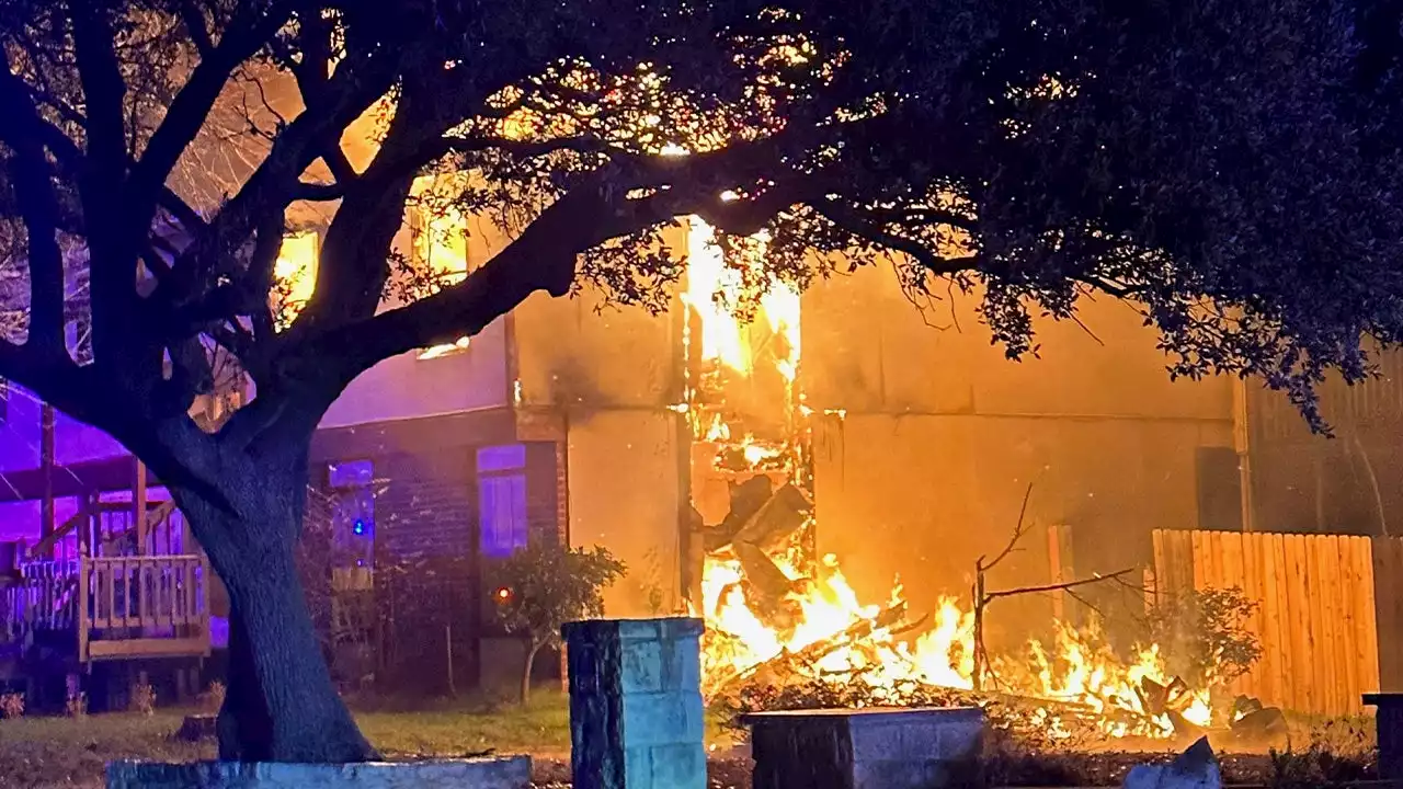 Two injured in house fire in Northwest Austin