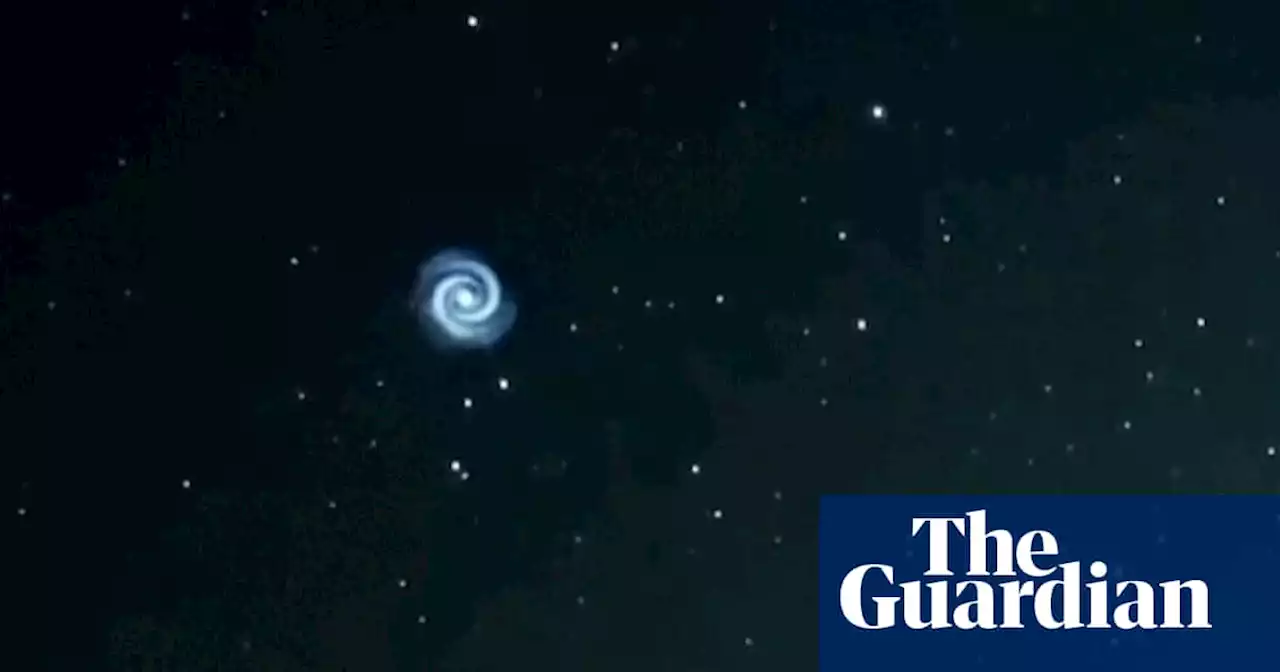 Bizarre ‘whirlpool’ appears in night sky above Hawaii