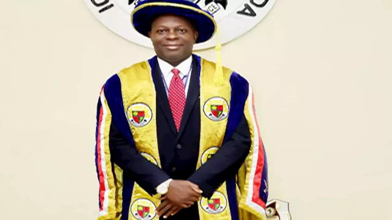 Igbinedion varsity graduates 1,203 into pharmacy profession