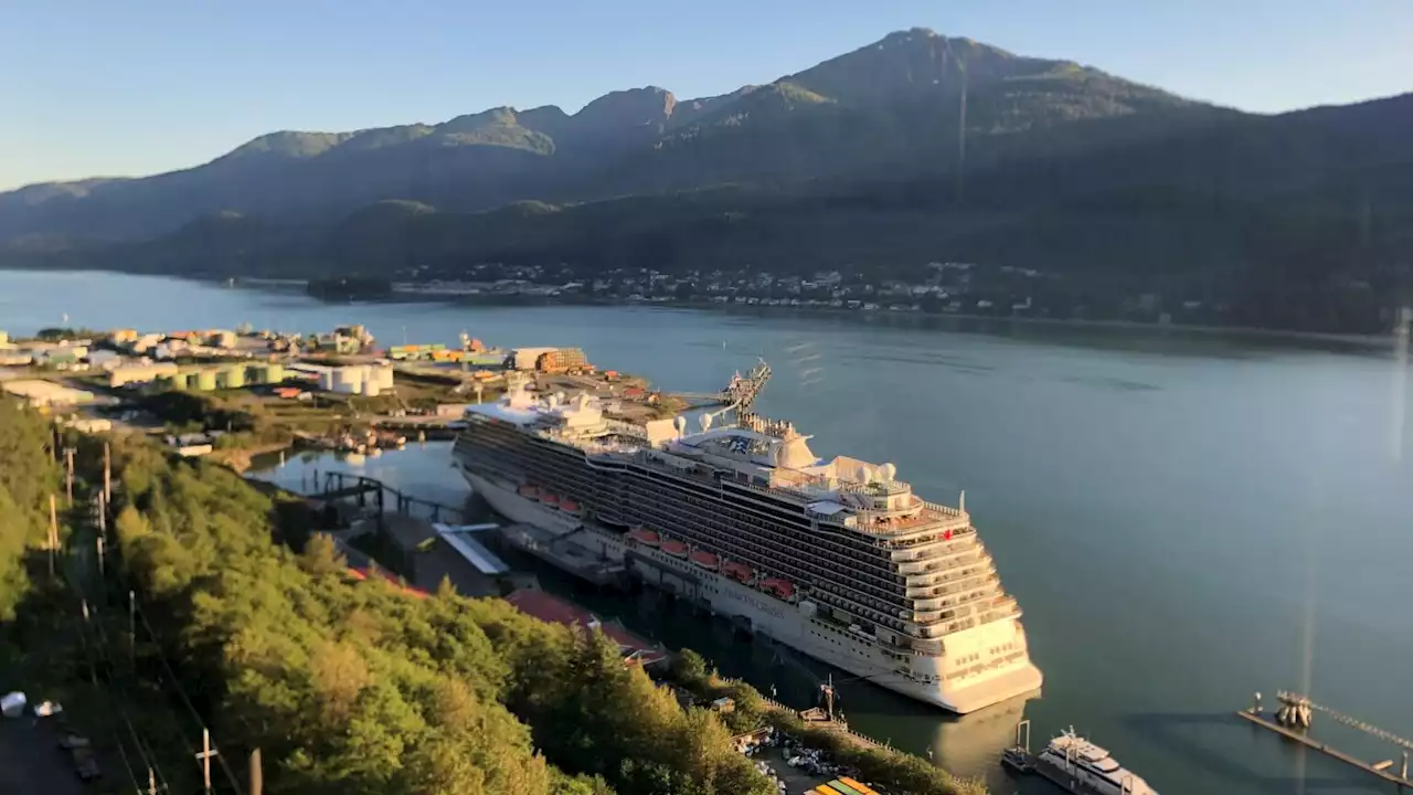 Juneau Assembly approves tourism policy objectives, including five-ship limit