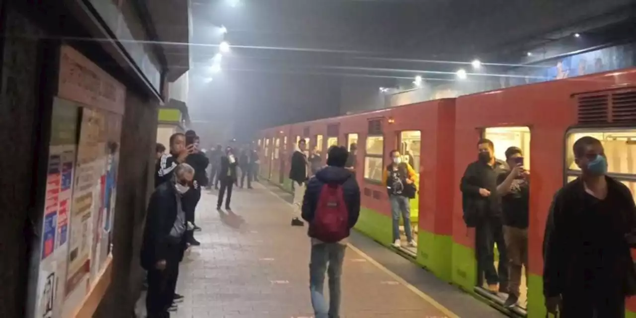 Metro CDMX: Humo en estación Copilco de Línea 3 sorprende a usuarios