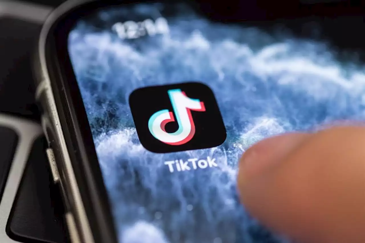 Acusan a TikTok de recibir pagos por anuncios de pérdida de peso