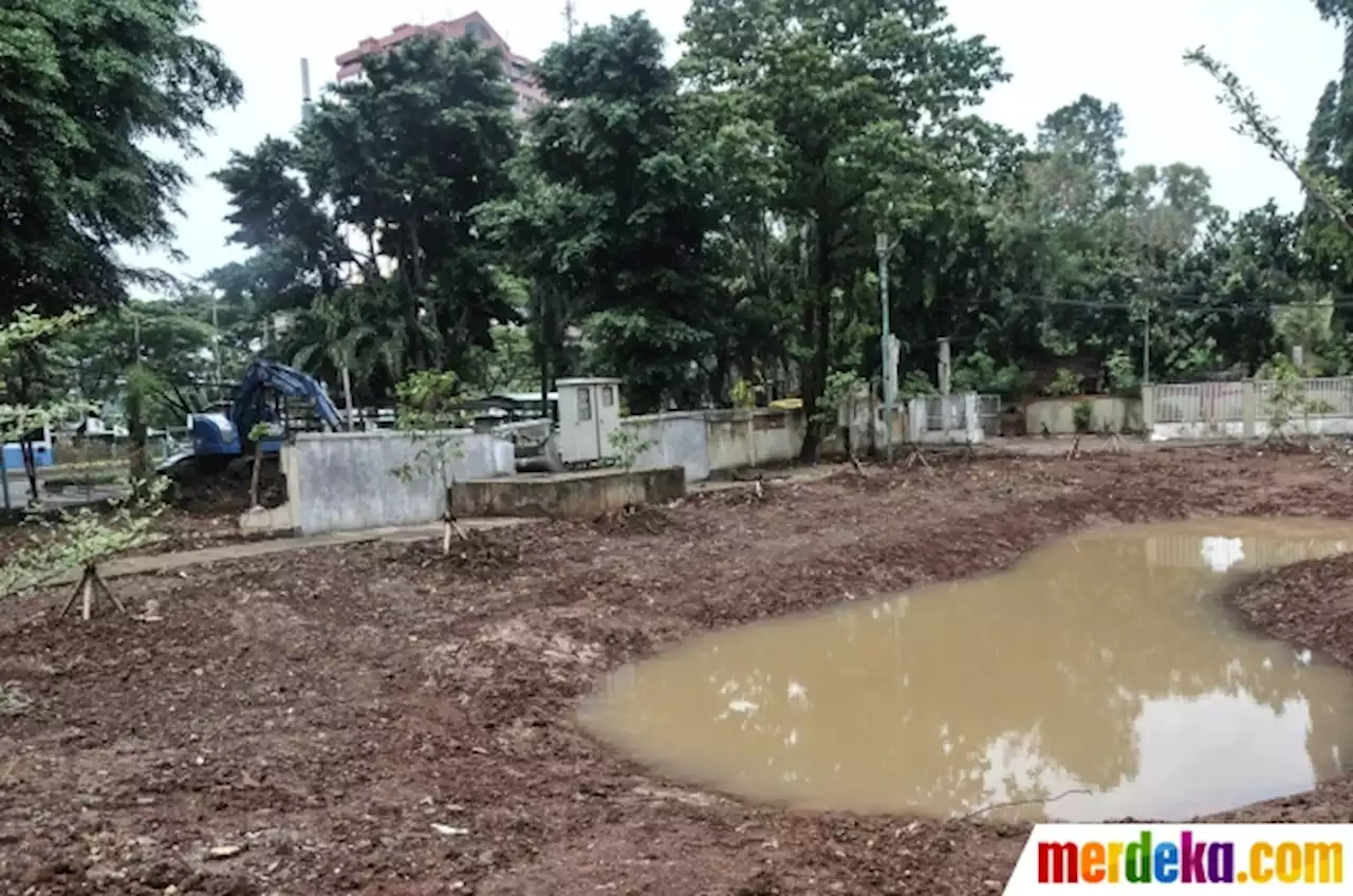 Foto : Cegah Banjir, Pembangunan Embung Cempaka Putih Rampung April | merdeka.com