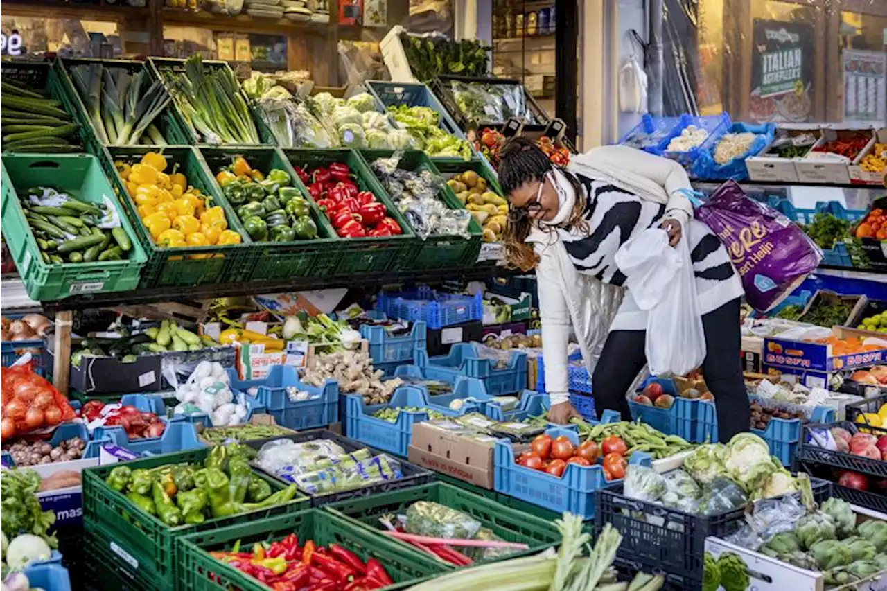 Inflatie in Nederland komt wat meer tot een halt, boodschappen wel weer duurder