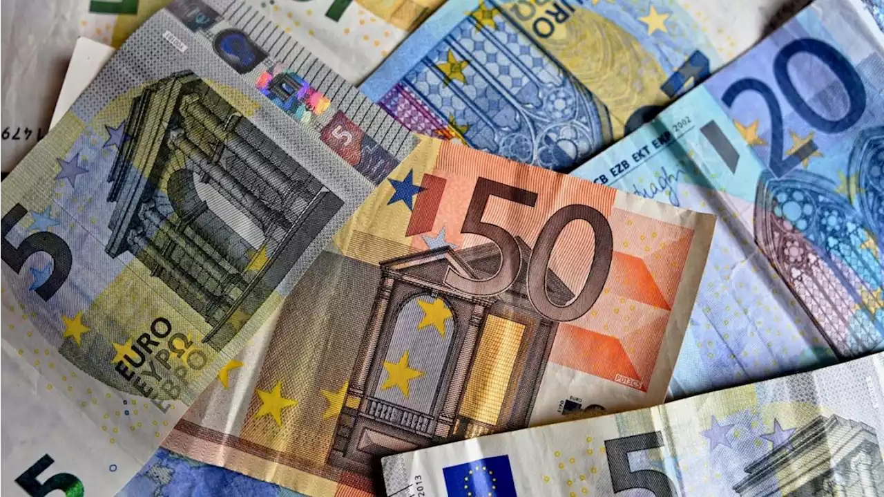 A cuánto cerró el euro blue hoy, miércoles 1° de febrero de 2023