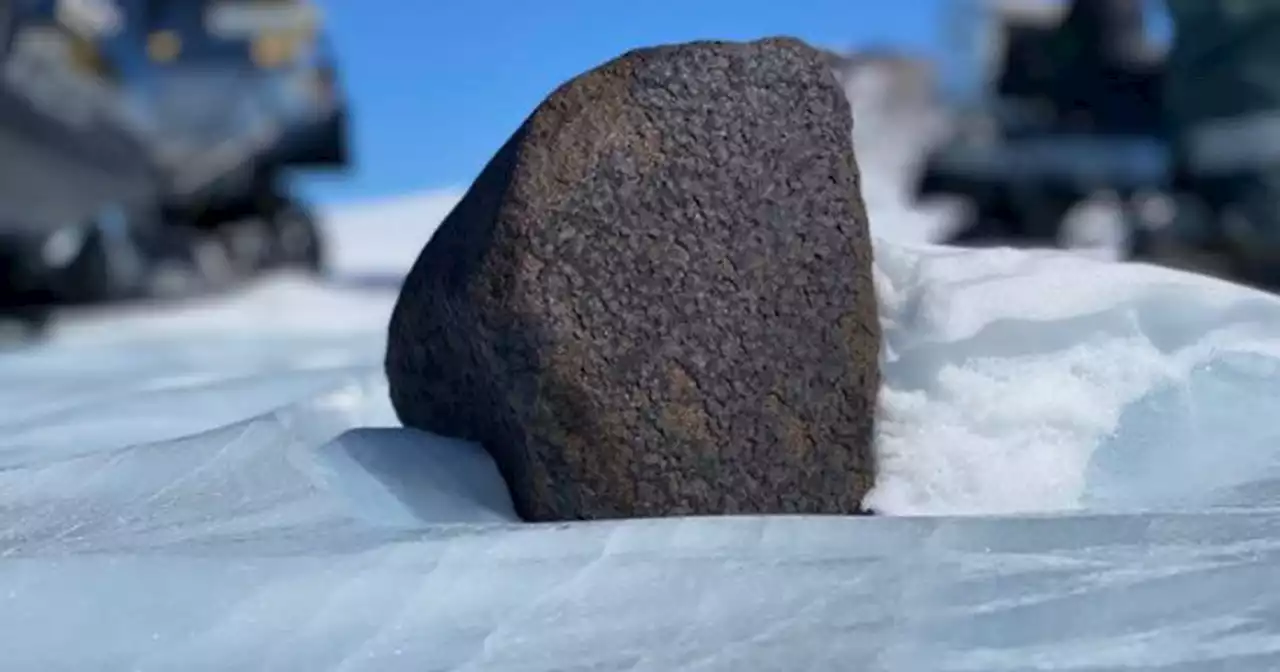 Descubren en la Antártida meteorito de casi ocho kilos y decenas de miles de años