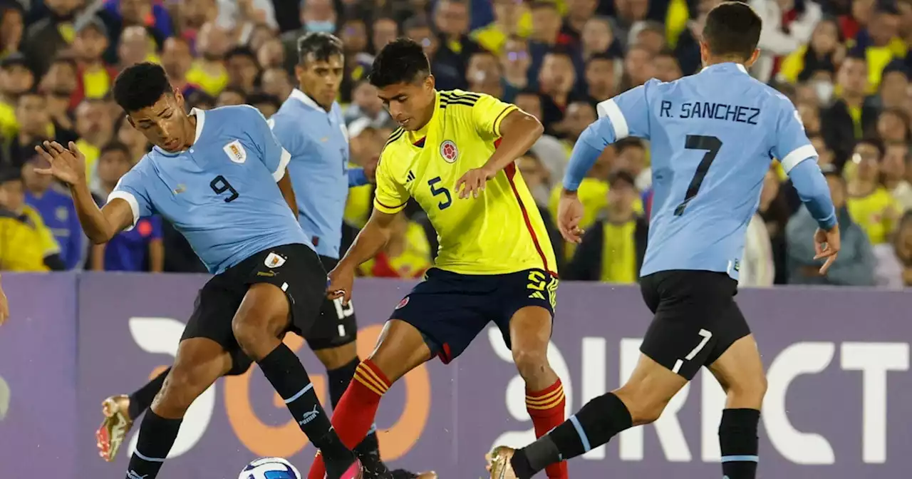 Marquinez regaló un gol y Uruguay ‘cacheteó' a Colombia en el hexagonal final del Sudamericano