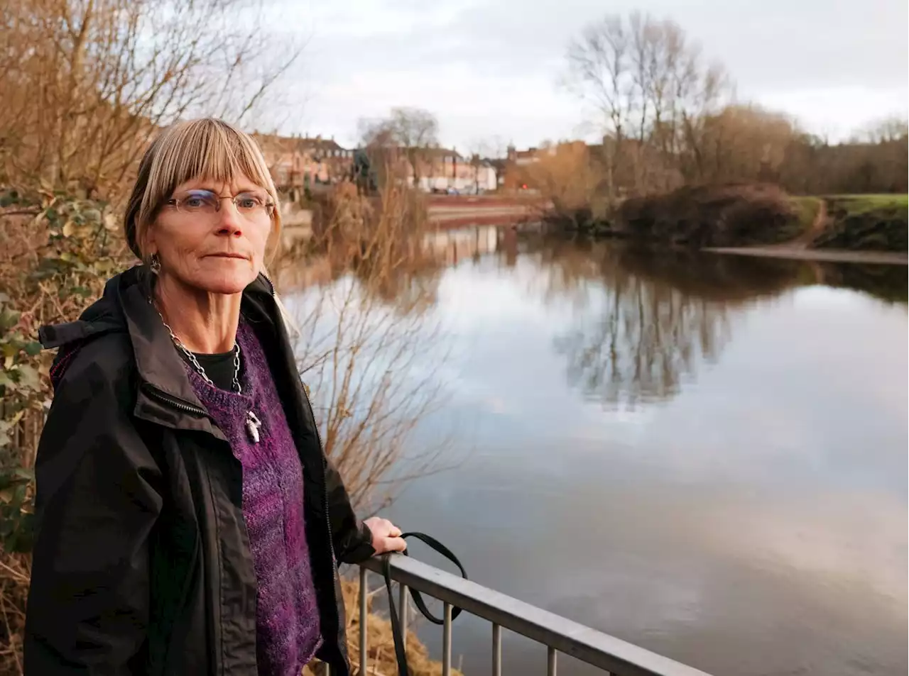 Anti river pollution campaigners in Shropshire lodge water bill payment protests