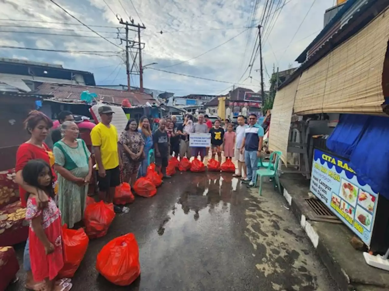 Tanggap Bencana, BRI Salurkan Bantuan ke Korban Banjir Manado