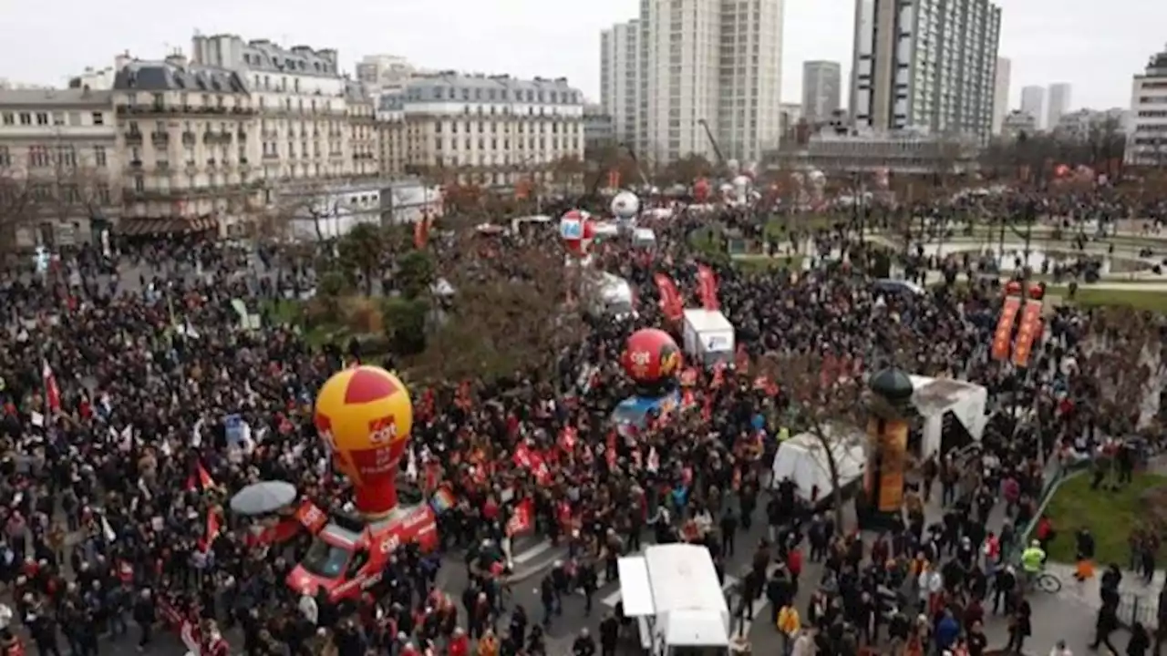 Protestas y paros del transporte en Francia por una huelga en contra de la reforma previsional