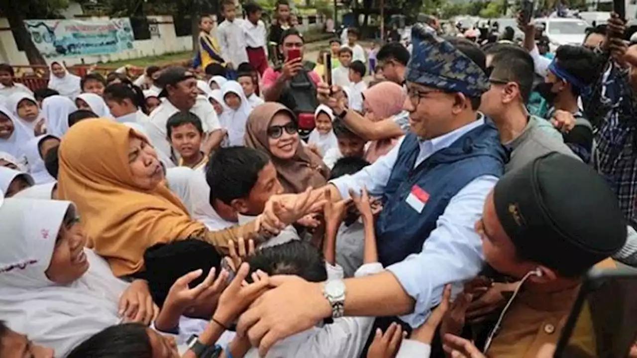 Anies Baswedan Kenakan Topi Sambolo, Begini Makna Penutup Kepala Khas Kota Bima