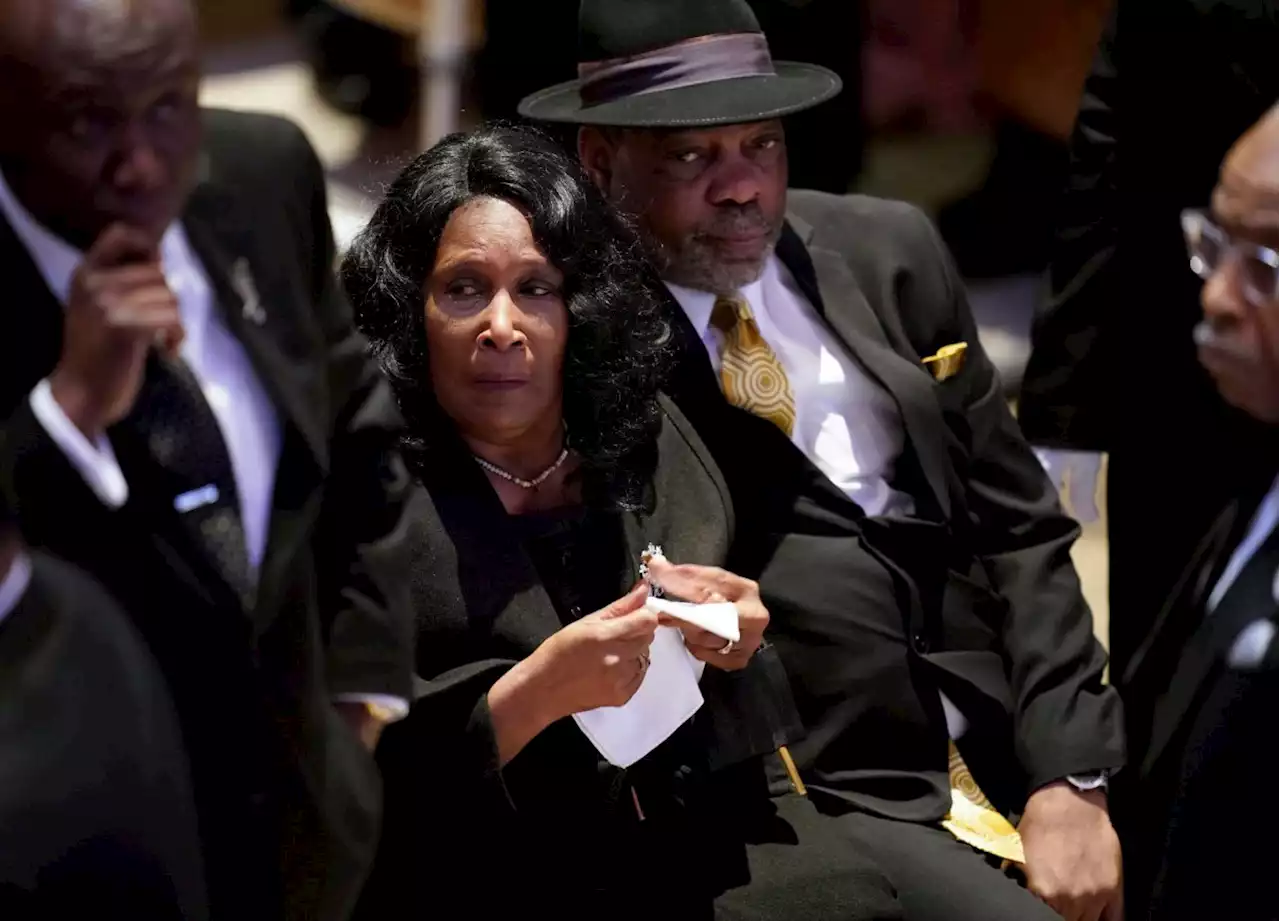 Civil rights leaders deliver calls for change as family mourn Memphis father Tyre Nichols