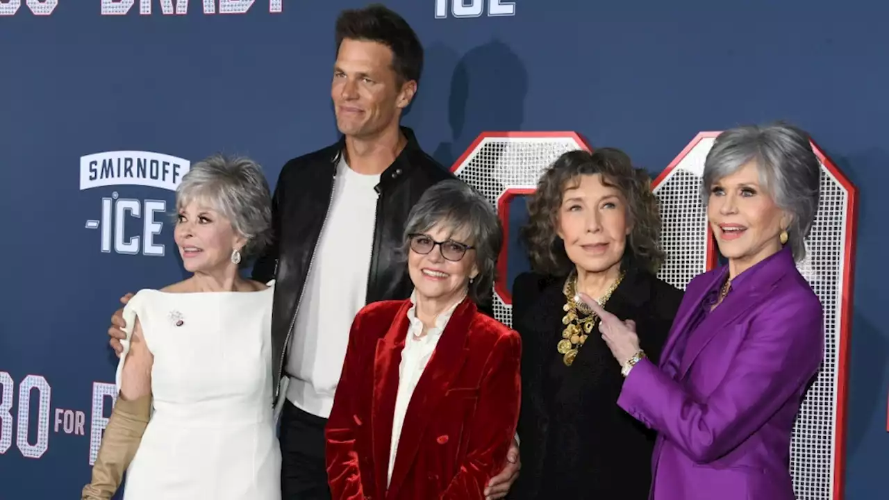 Tom Brady Walks ‘80 for Brady’ Red Carpet, as Movie’s Team Talks Boston Accents and NFL Star’s Acting