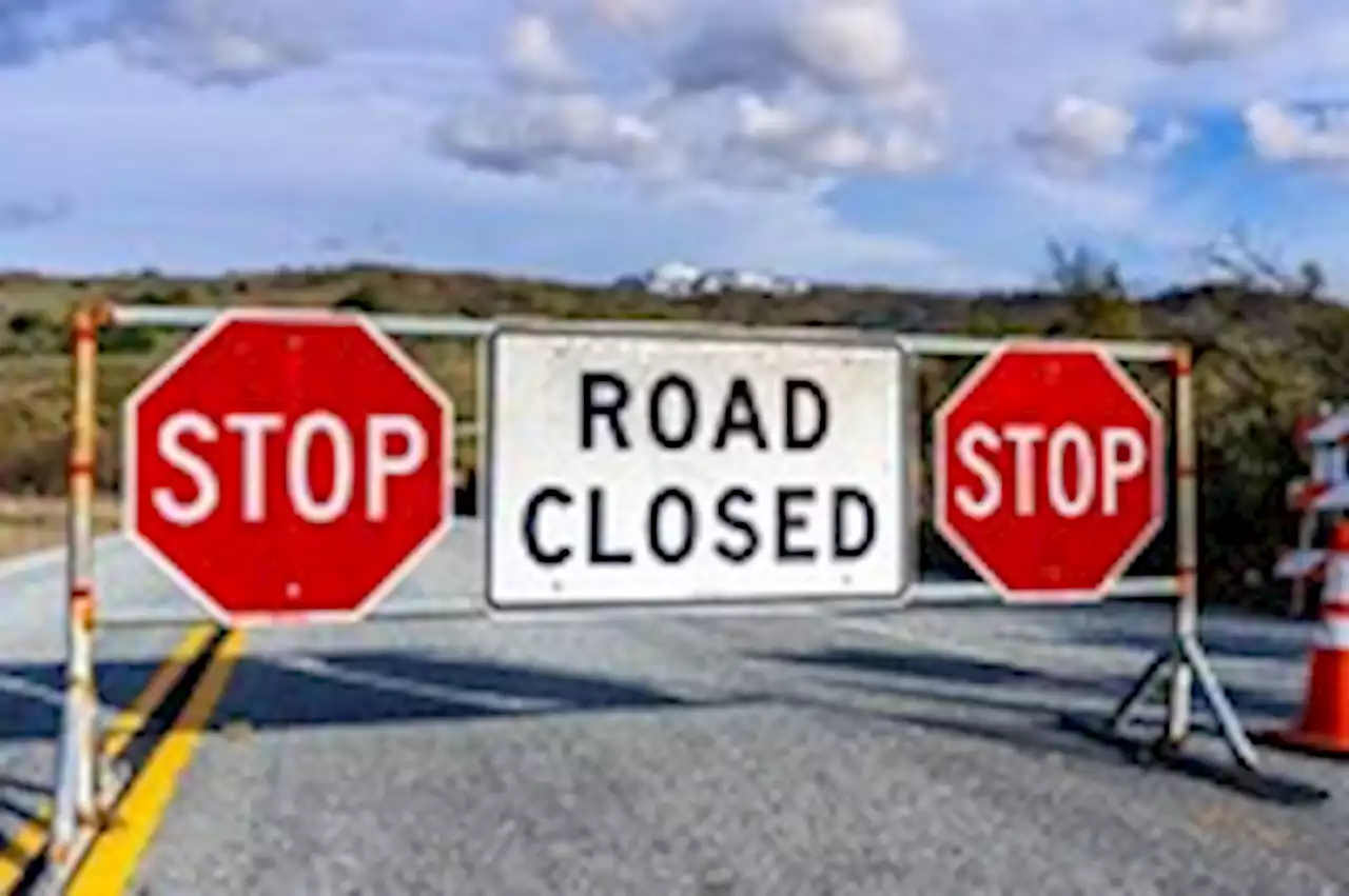 Calif. sinkhole swallows third car as drivers ignore ‘ROAD CLOSED’ sign