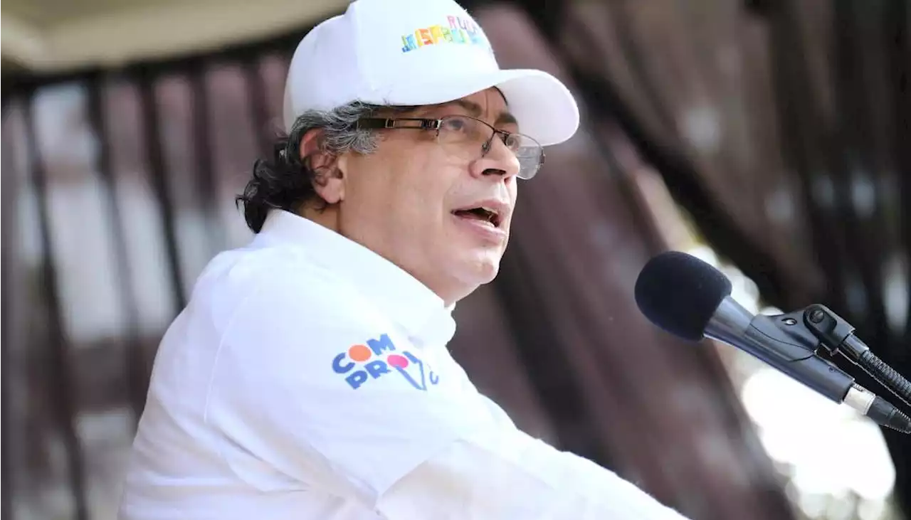 Los trinos de Gustavo Petro, grave riesgo para la libertad de prensa: FLIP