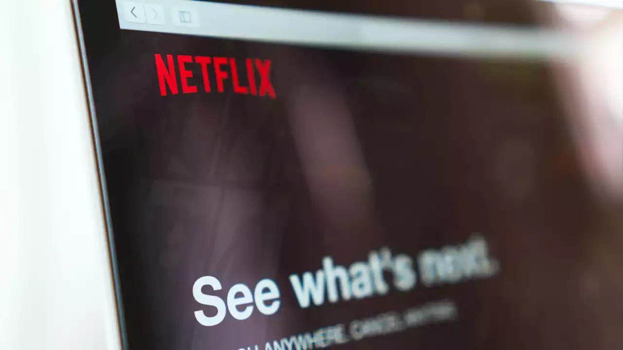 Netflix password sharing crackdown: Service debuts paid account sharing in Canada