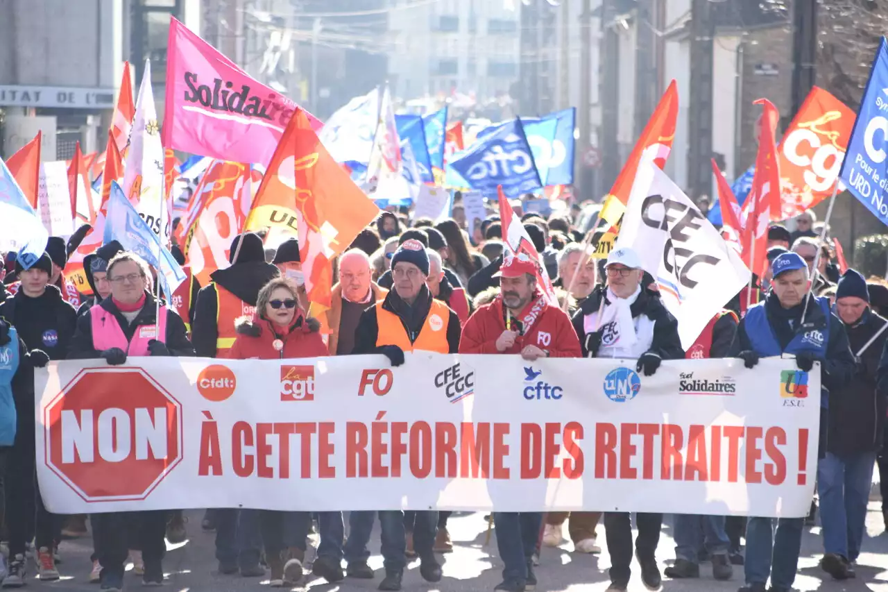 Réforme des retraites : Emmanuel Macron appelle les syndicats à la « responsabilité »