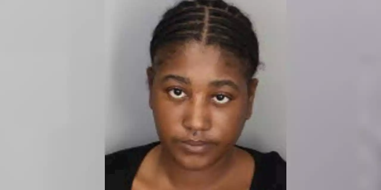 Fast food employee pulls gun on customer over chili cheese fries, police say