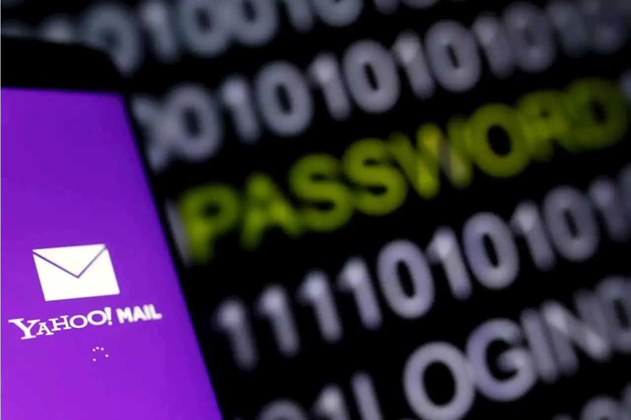 Yahoo memberhentikan lebih dari 20 persen stafnya