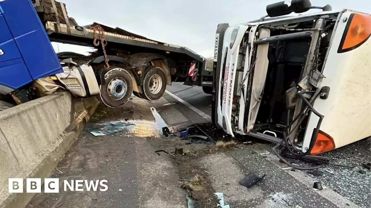 A1(M) remains closed in North Yorkshire after two lorries crash