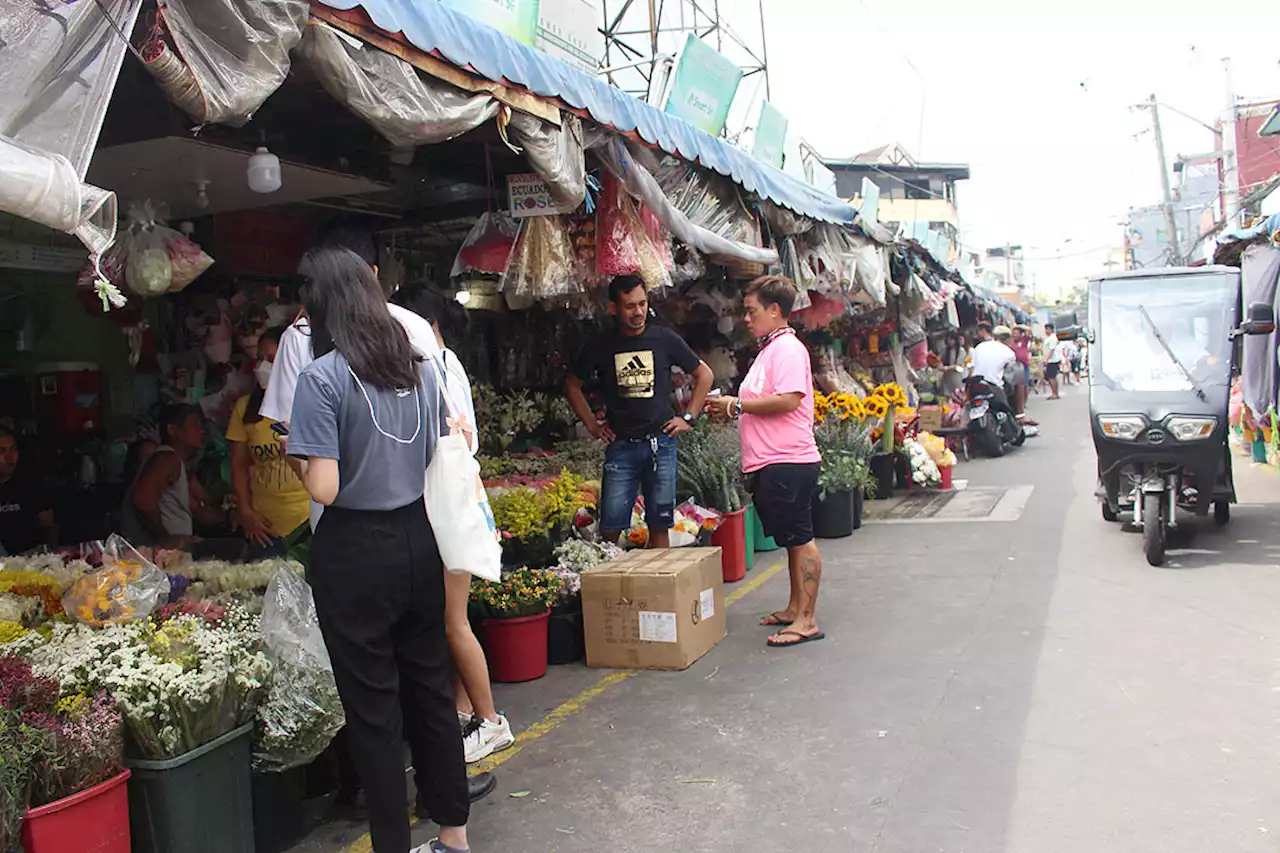 Manila’s Dangwa florists are busy again, but flowers cost more - BusinessWorld Online