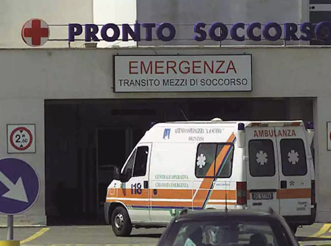 Brindisi, arriva al pronto soccorso e scappa dall’ambulanza: 28enne trovato morto dopo tre giorni