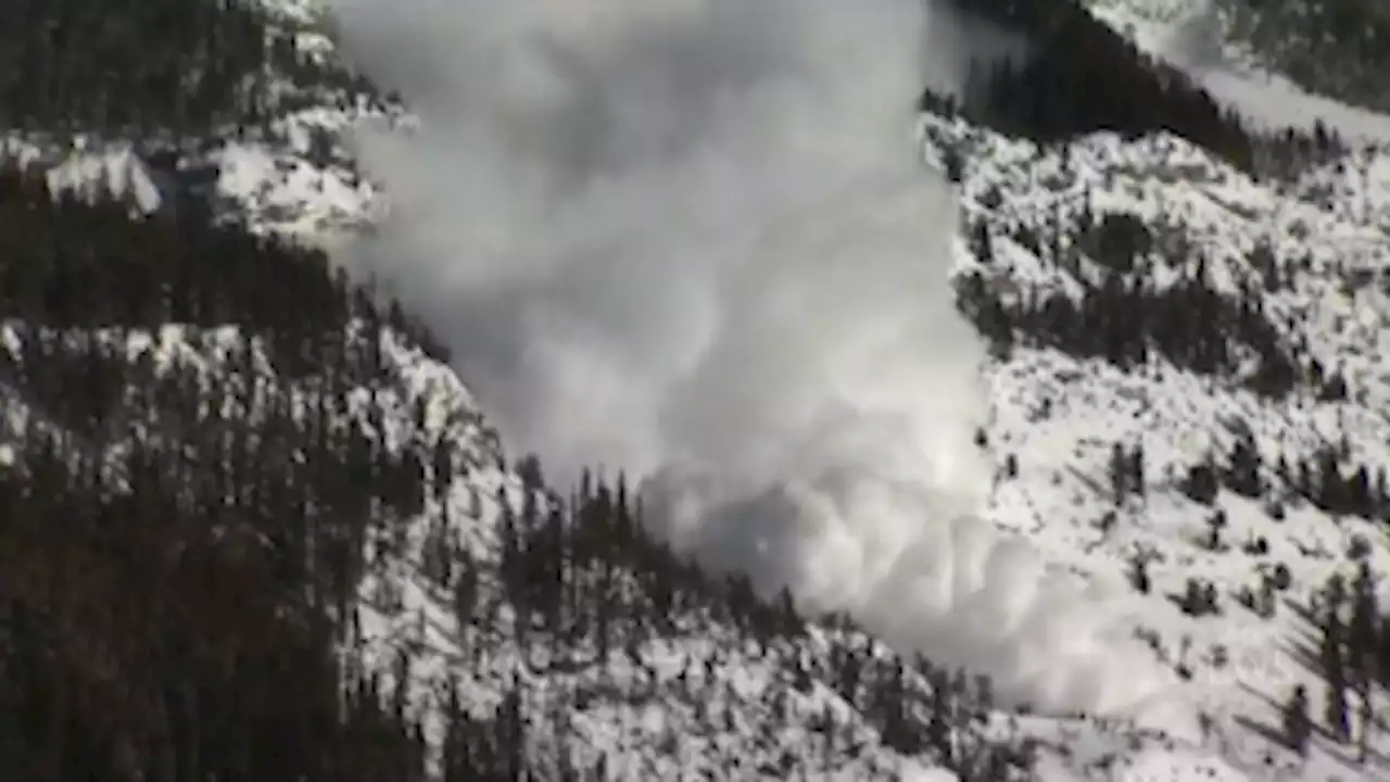 Rocky Mountains blasted by Parks Canada to control avalanche risk