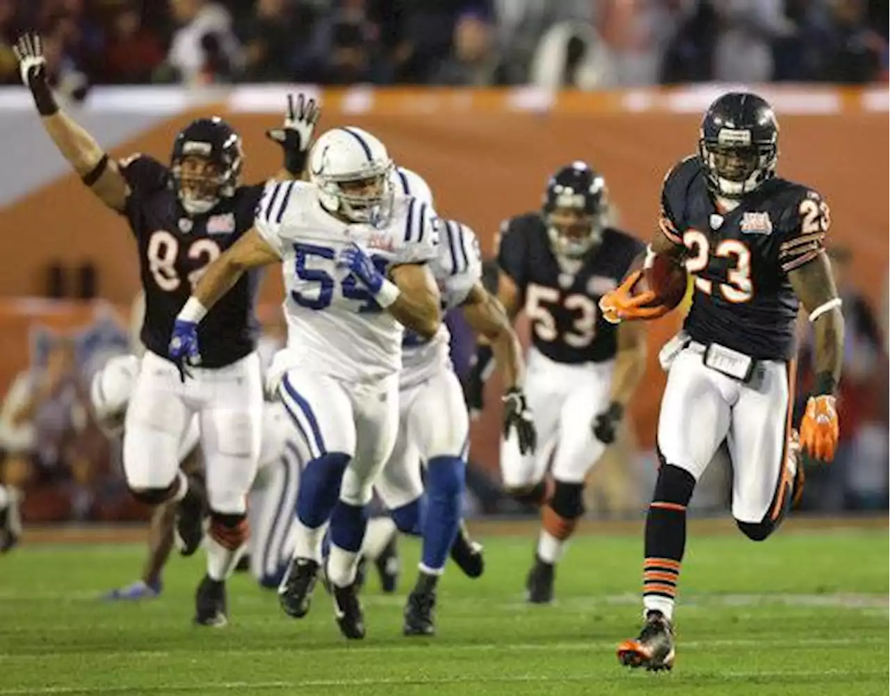 Bears legend Hester misses out on Hall of Fame again