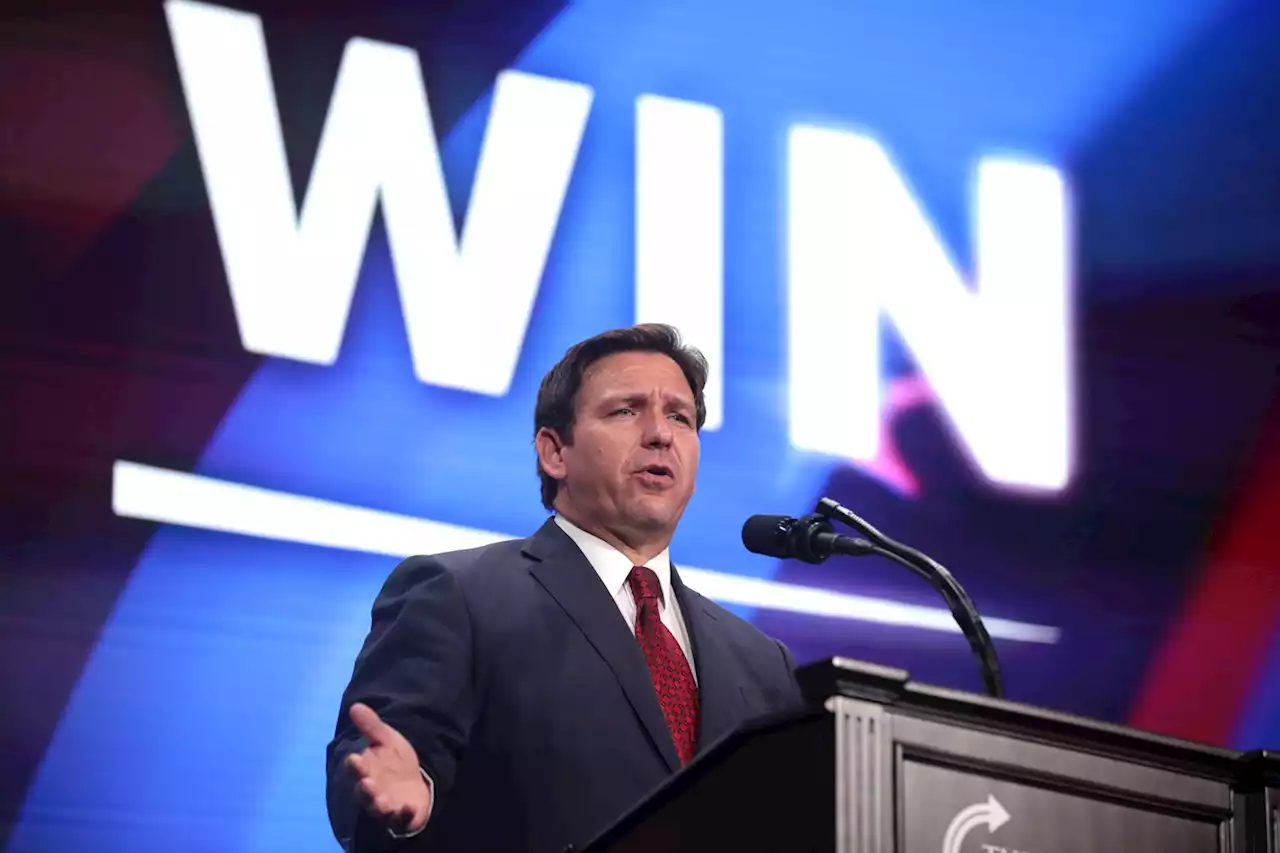 DeSantis v. Abbott: Texas Republicans Warmly Embrace Florida's Governor